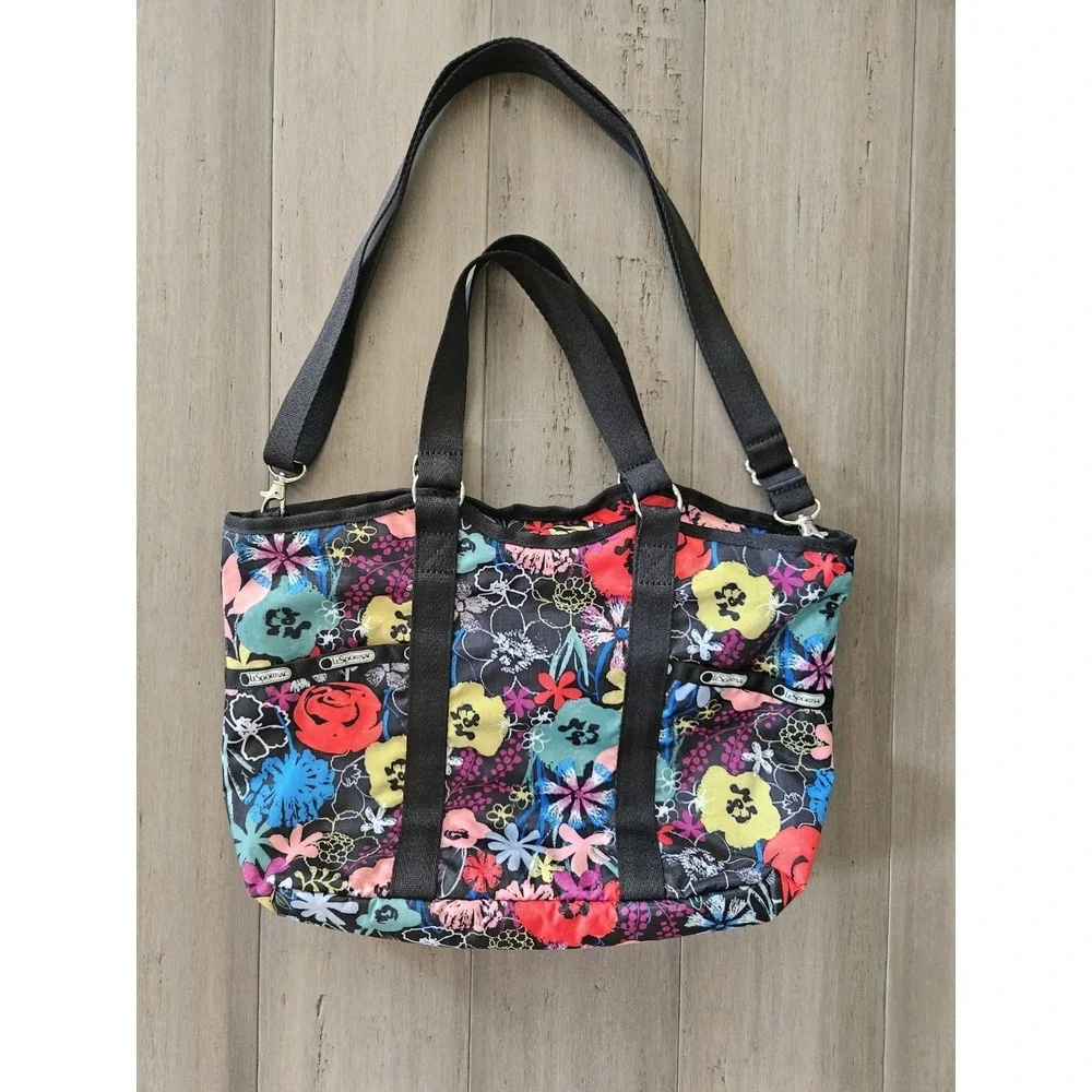 Le SportSac Crossbody Bag Black Floral Print - Picture 1 of 9